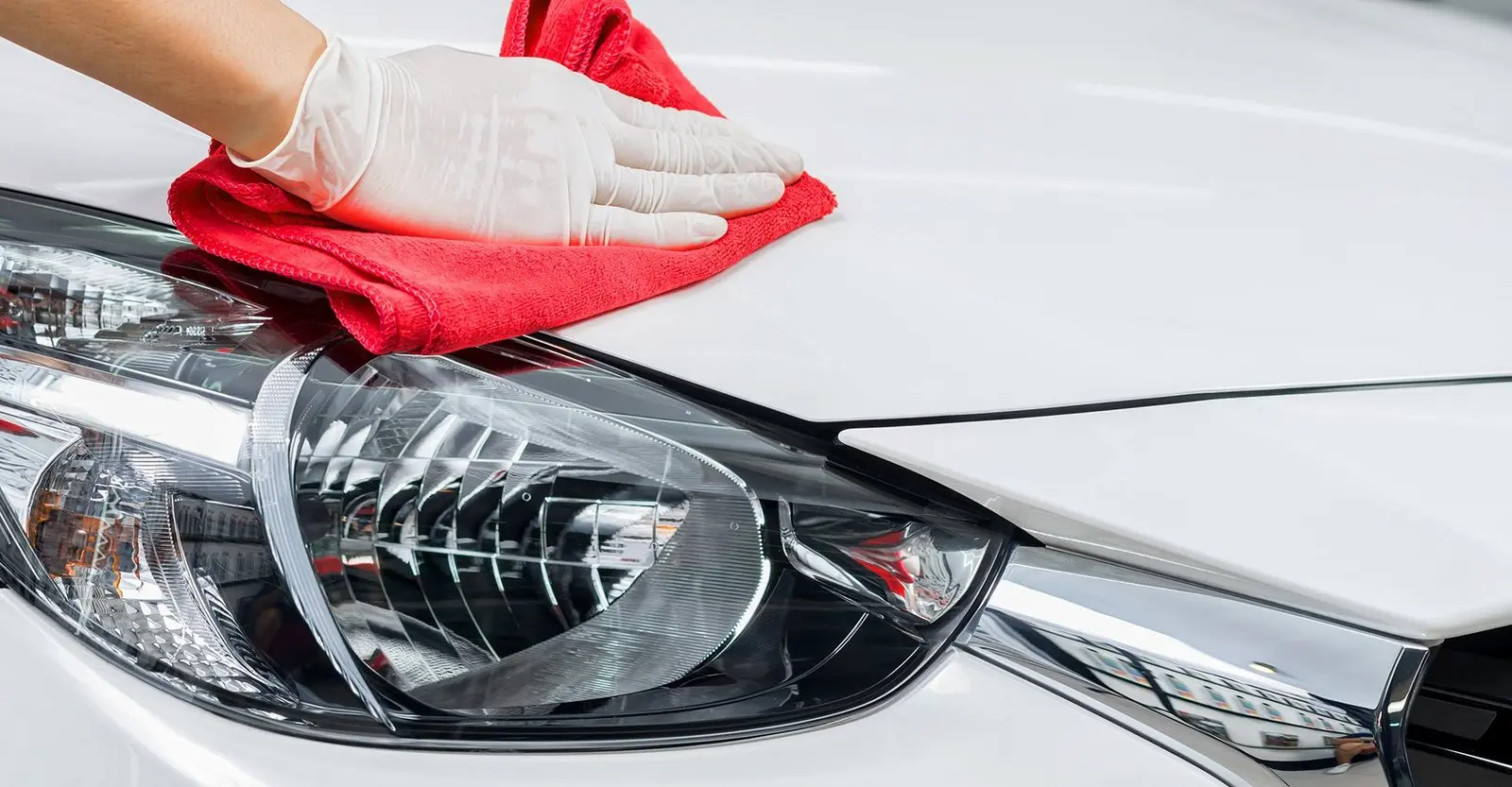 Lakcorrectie-Groningen-–-Krassen-verwijderen-en-auto-polijsten
